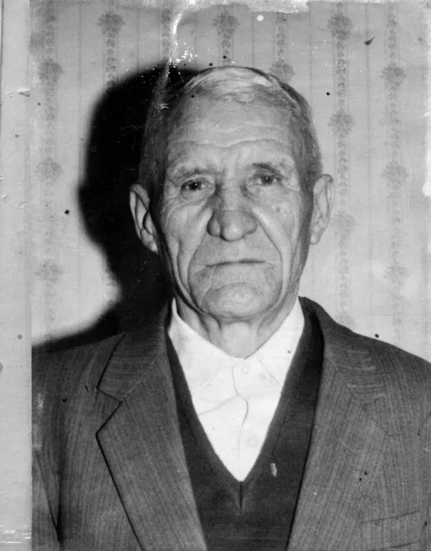 Яценко Василий Андреевич 1925.jpg